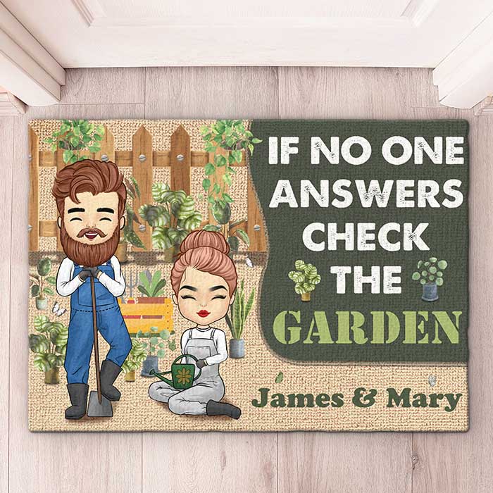 If No One Answers Check The Garden - Personalized Decorative Mat - Gift For Couples, Gardening Lovers