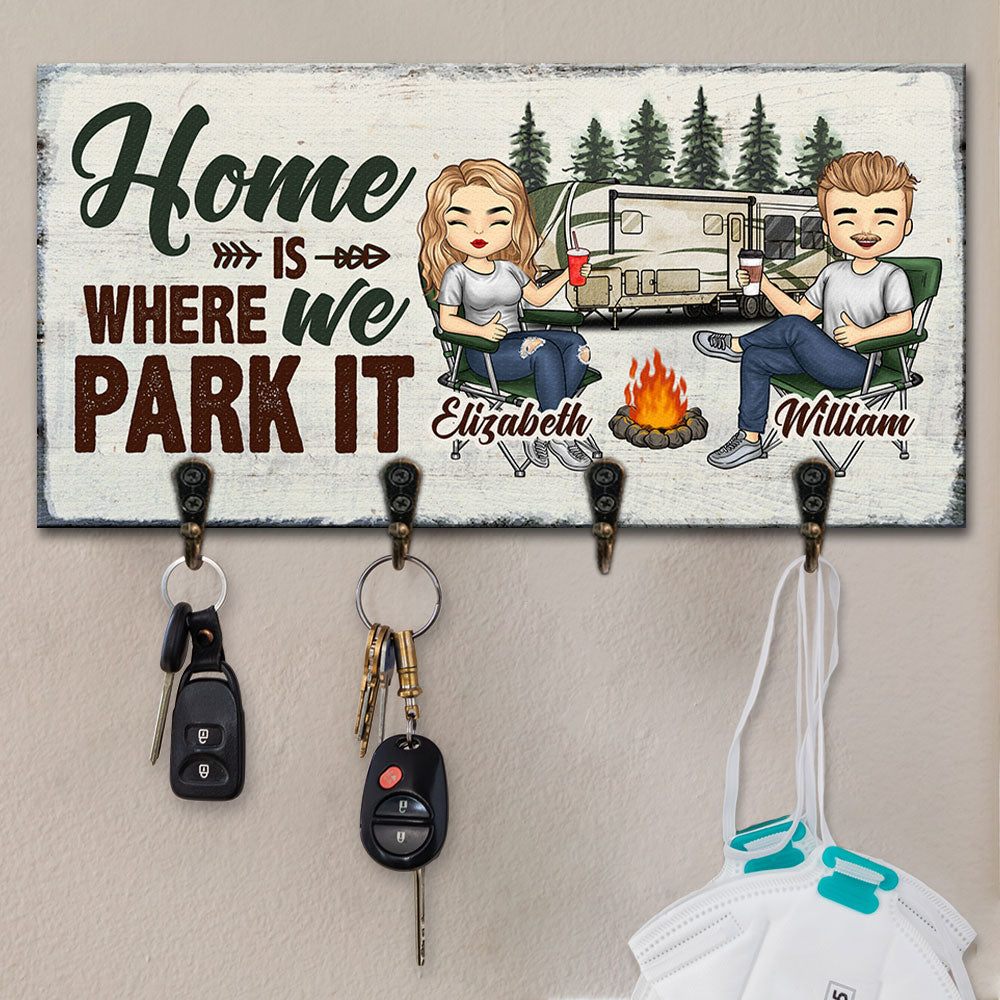 Camping Couple Making Memories One Campsite At A Time - Personalized Key Hanger, Key Holder - Gift For Camping Couples, Husband Wife